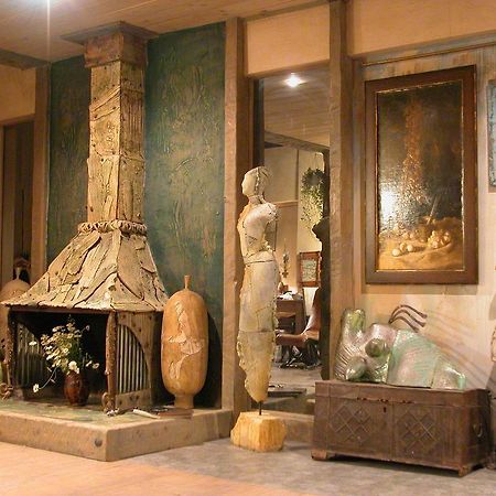 Artists Residence In Тбилиси Экстерьер фото