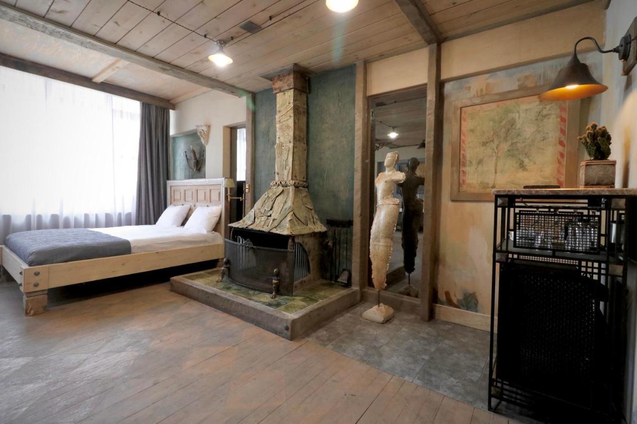 Artists Residence In Тбилиси Экстерьер фото