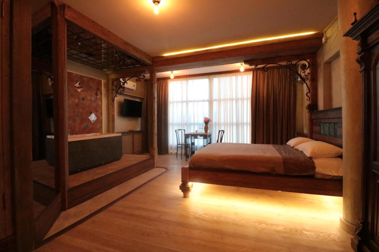 Artists Residence In Тбилиси Экстерьер фото