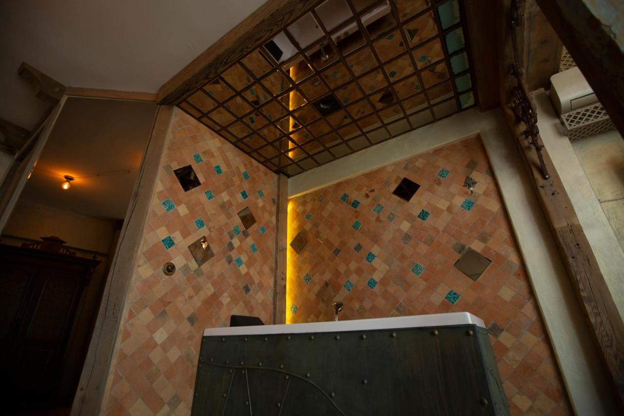 Artists Residence In Тбилиси Экстерьер фото
