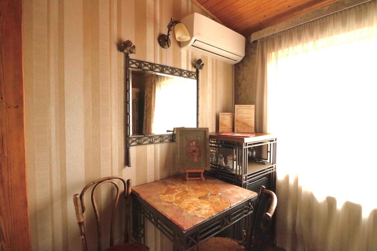Artists Residence In Тбилиси Экстерьер фото
